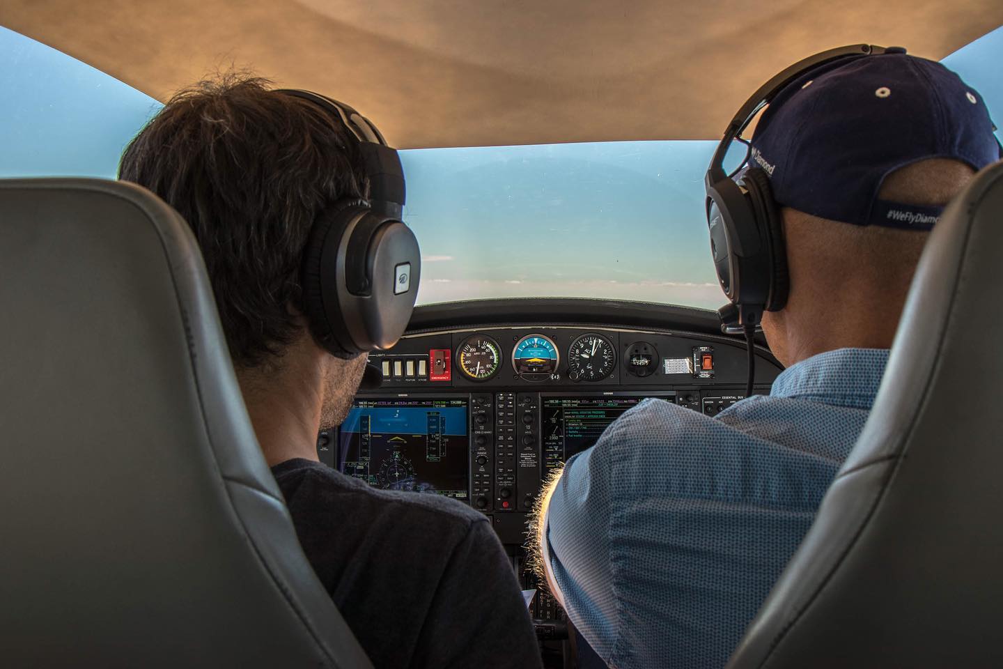 BPFV_Diamond-DA40tdi-cockpit_inflight